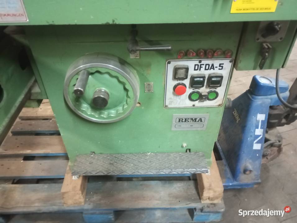 Frezarka dolnowrzecionowa z wózkiem Buk sprzedam