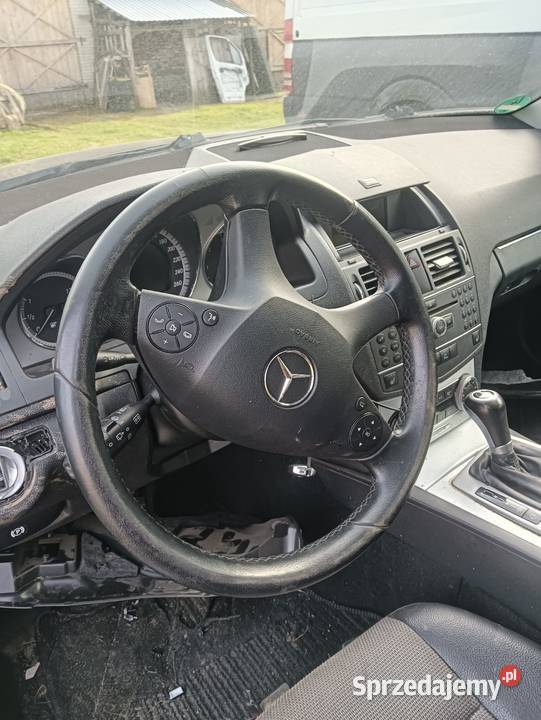 W204 Mercedes W całości na czesci