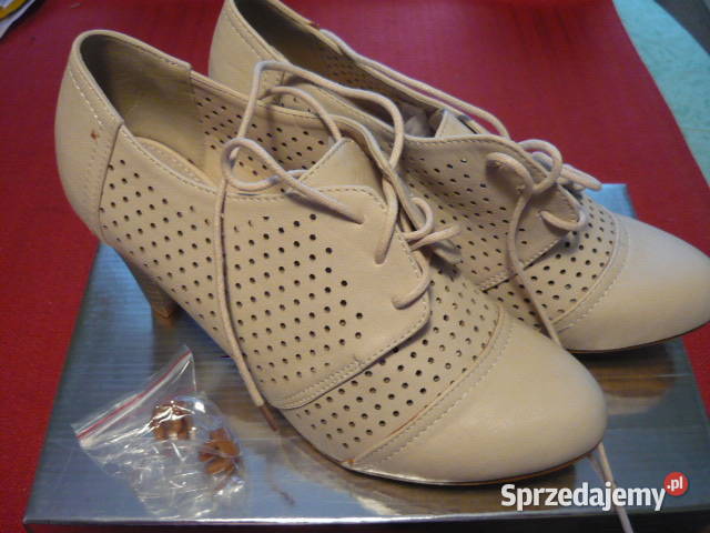 Buty ażurowe beżowe Fei UX Półbuty