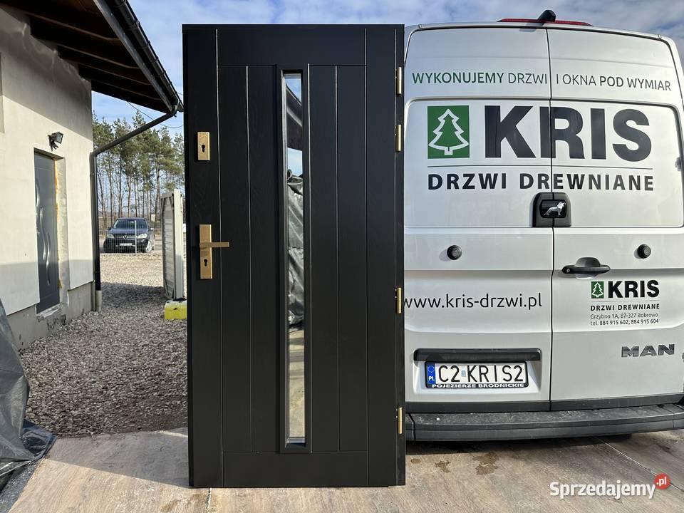 Drzwi zewnętrzne drewniane Czerwone z opaską Katowice