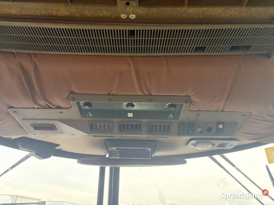 John Deere 2140 z ładowaczem sprzedam