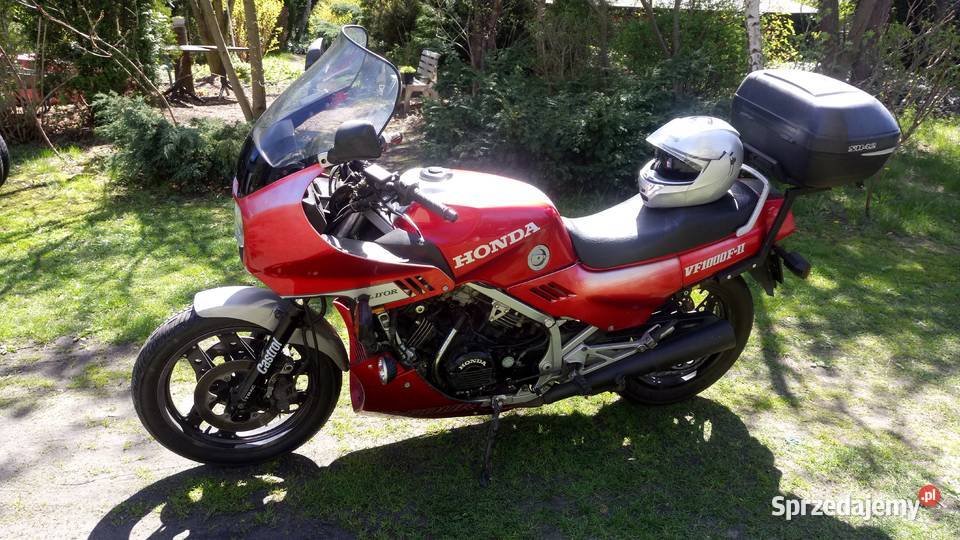HONDA VF 1000 V4100Zadbany OKAZJA zarejestrowany w Polsce Częstochowa