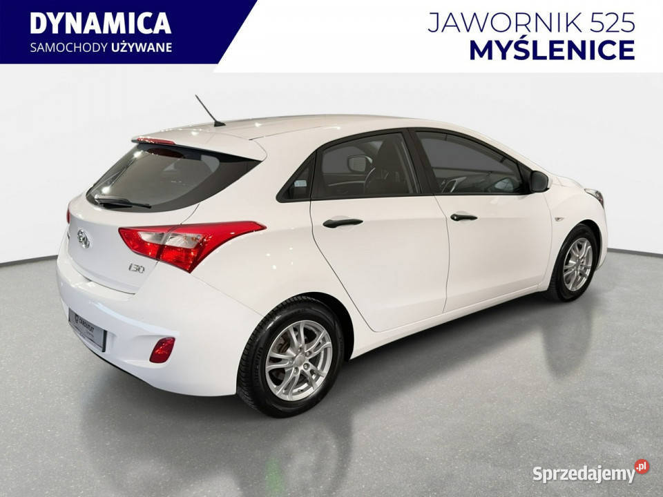 Hyundai i30 14 99 M6 2015 r salon serwisowany wielofunkcyjna kierownica Myślenice