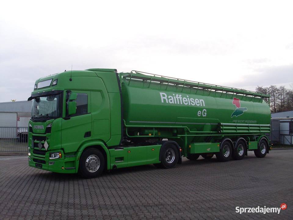 Scania ciagnik z sprezarka Welgro naczepa Warszawa sprzedam