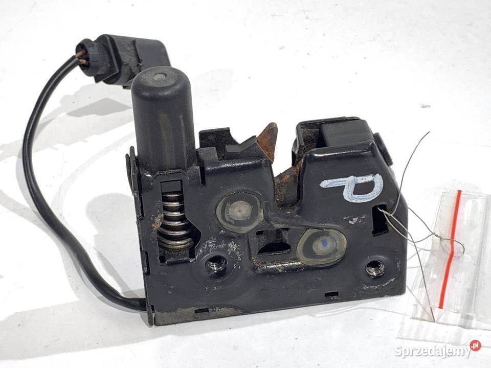 ZAMEK MASKI PRAWY AUDI A6 C7 SedanLimuzyna 1018