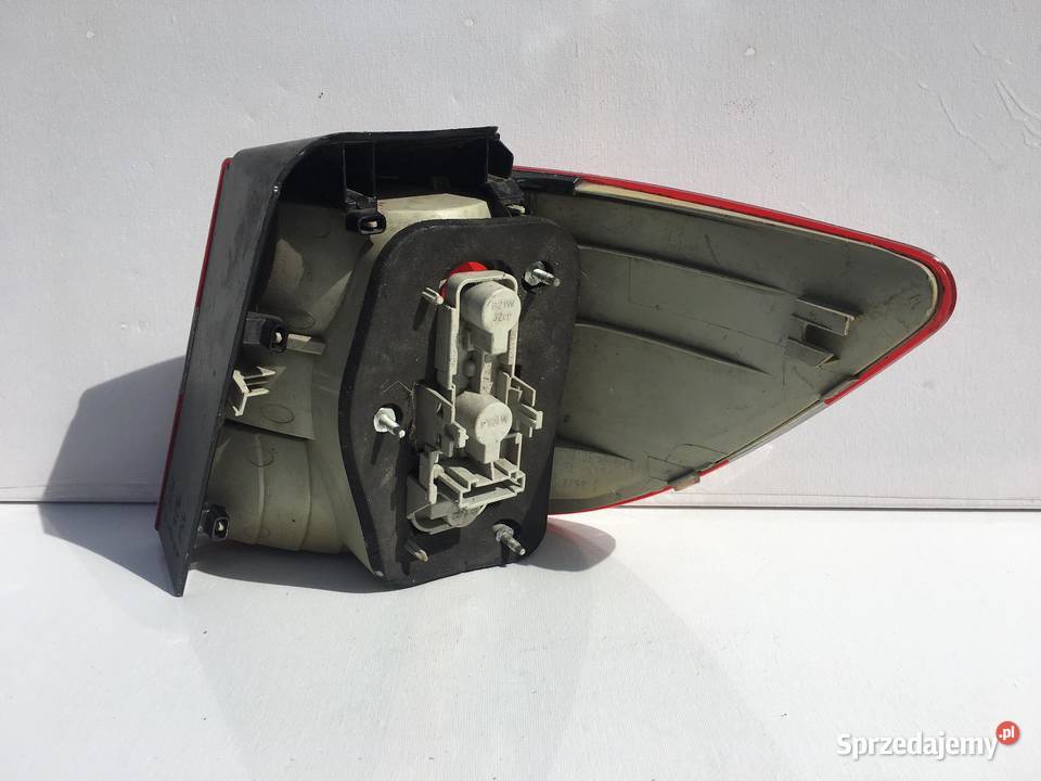 MERCEDES BKLASA W169 LEWA LAMPA TYŁ