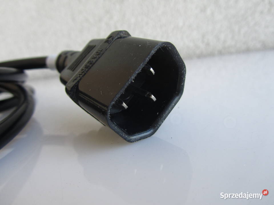 Przedłużacz kabel czarny C 13 C 14 długość 18 m Olecko