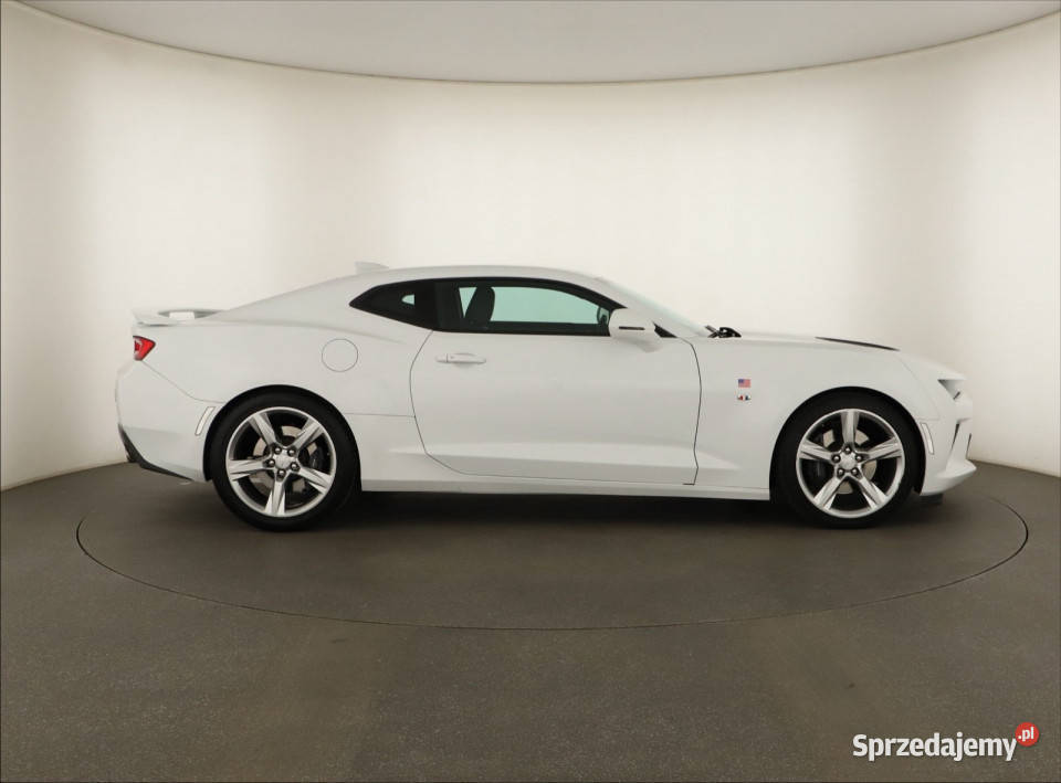 Chevrolet Camaro 62 V8 radio