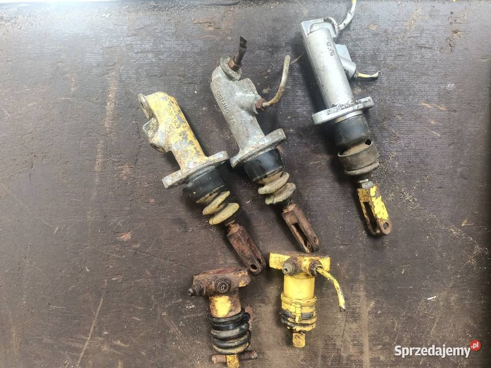 Pompka cylinderek Holland 1540 1550 8030 8040 Do kombajnów Gowarczów sprzedam