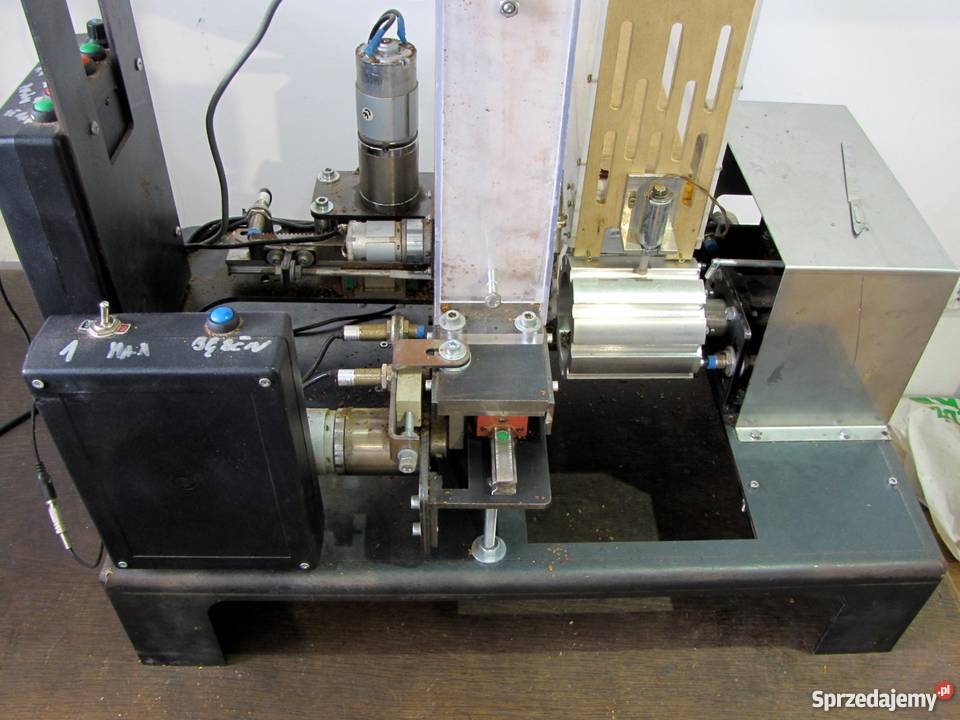 Maszyna automat do papierosów