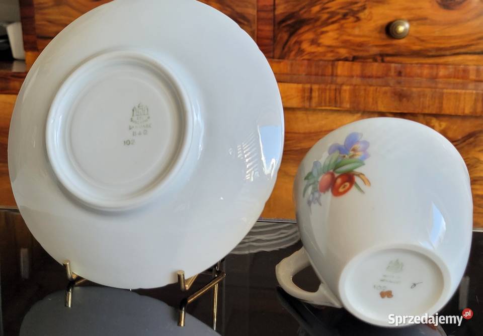 Bing Grondahl Kopenhaga filiżanka dekor Żurawina Kraków