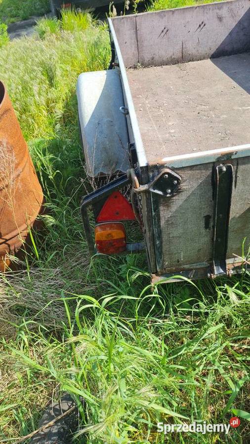 Przyczepka samochodowa 750 Strzyżew