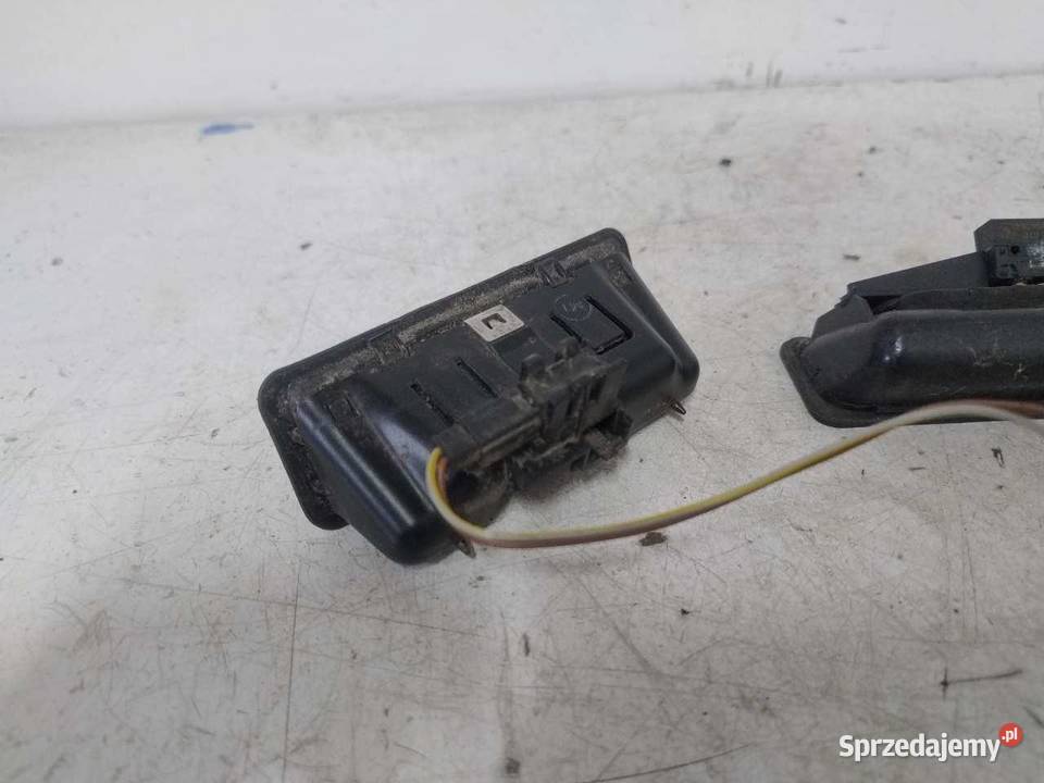 MIKROSTYK KLAPY BAGAŻNIKA BMW E60
