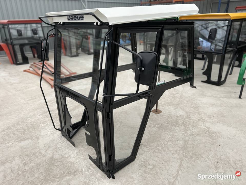 Kabina Ursus C330 C360 RuskiMF255 MF235 T25