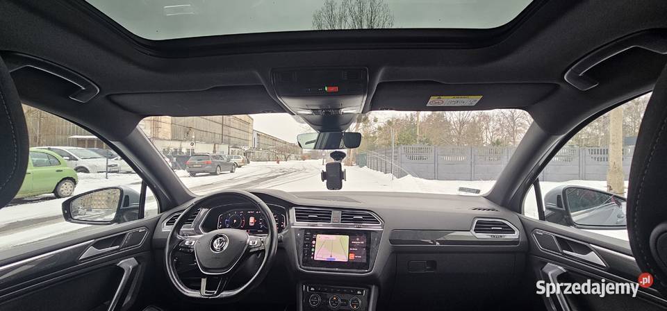 Volkswagen Tiguan 20 TDI 7osobowy 4x4 RLine DSG Warszawa