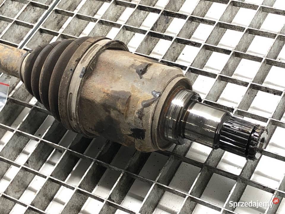 PÓŁOŚ LEWY PRZÓD TOYOTA COROLLA E12 20 90 0107 podkarpackie