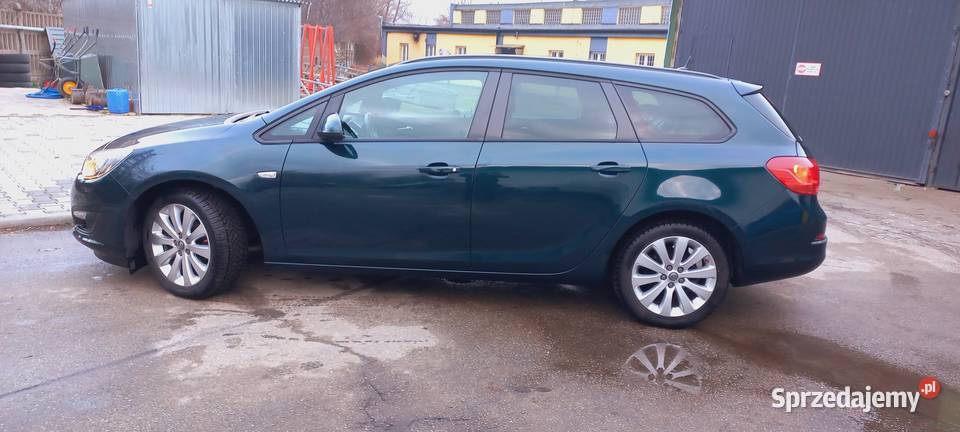 Opel Astra J 2016r 14T 140 83 półskóra tempomat asystent parkowania Sosnowiec