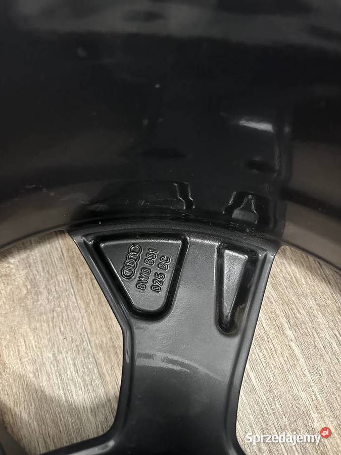 4x Nowa oryginalna felga aluminiowa Audi A4 18 sprzedam