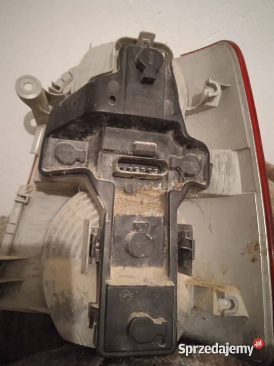 Tylna lampa samochodowa Wieluń