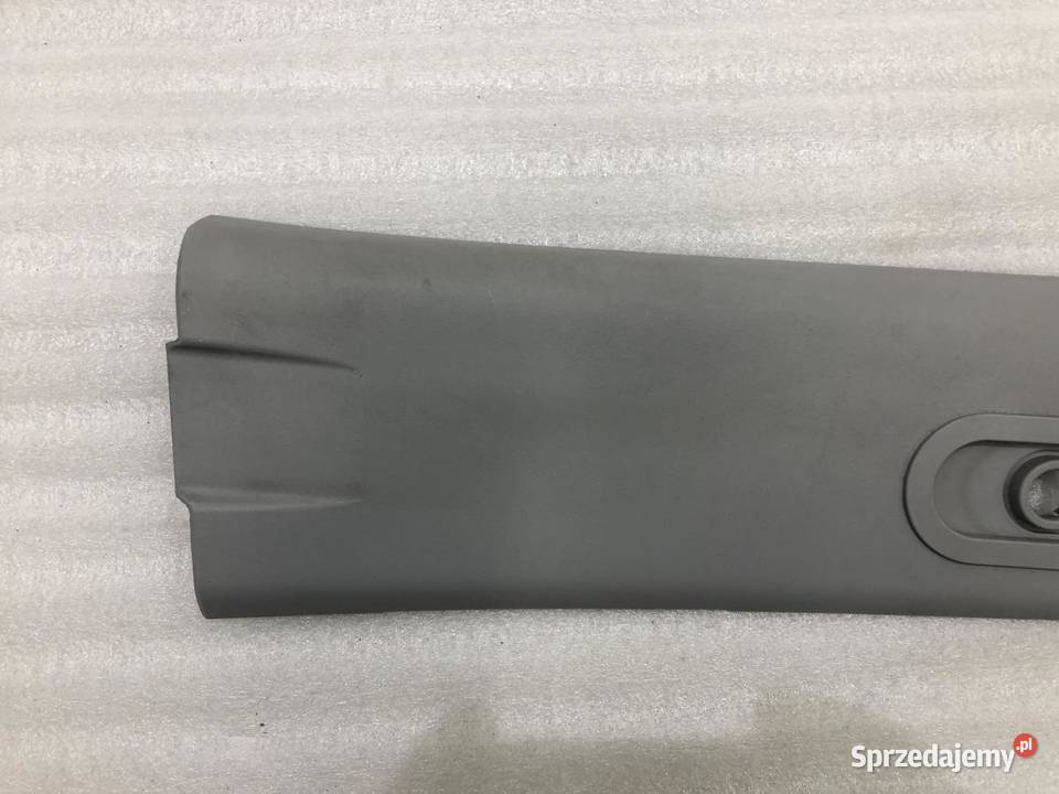 OSŁONA SŁUPKA PRAWA MERCEDES W639 VITO osobowe Szyby