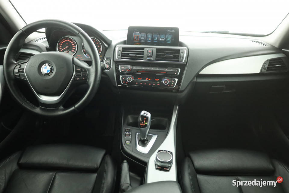 BMW 1 118i światła przeciwmgielne sprzedam