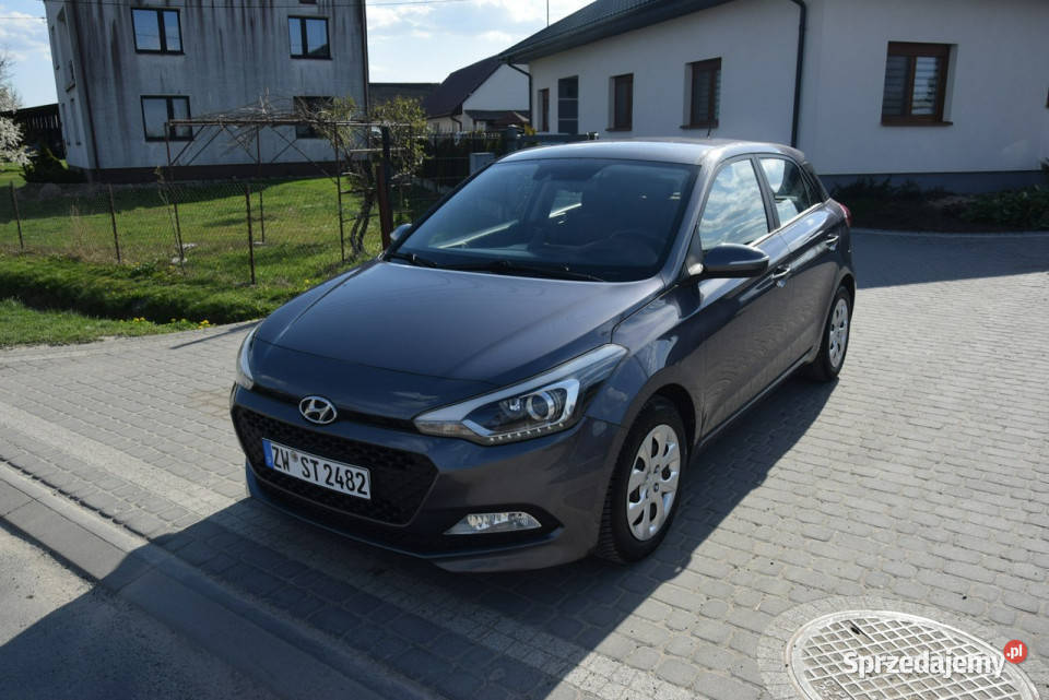 Hyundai i20 12B 2015 Led Klimatronik PDC Majdan Sieniawski