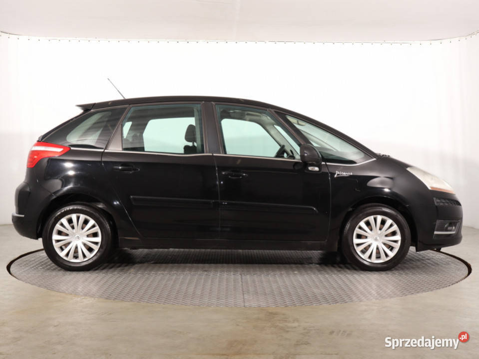 Citroen C4 Picasso 16 HDi światła przeciwmgielne