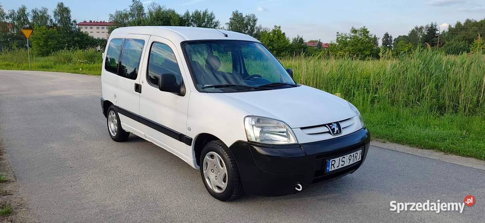 Peugeot PartnerBerlingo 2003r 14 LPG Lift Gaz manualna Partner Jasło