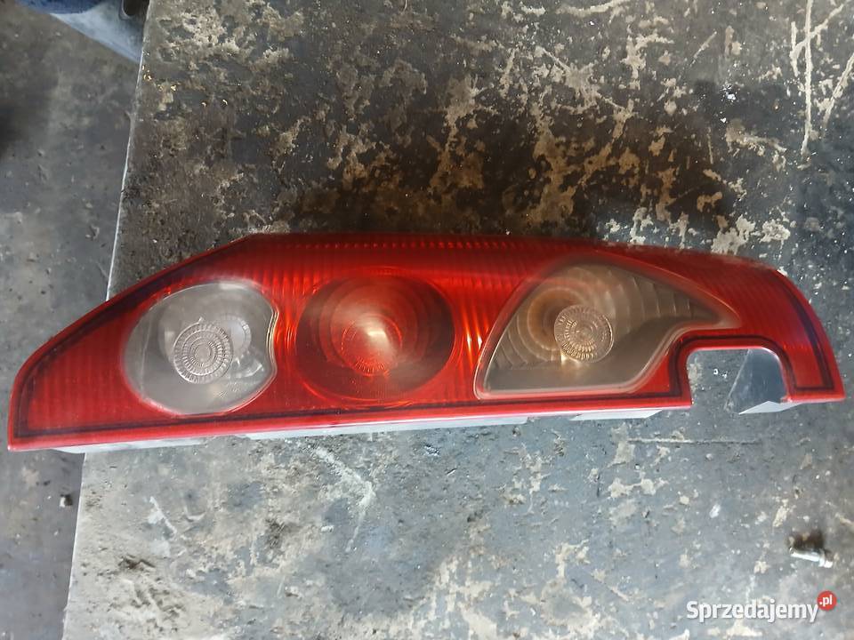 Lampa lewa tylna Renault Kangoo II małopolskie Radłów