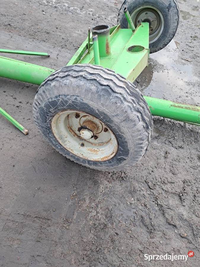 Wózek do hederu 9 m John Deere Piecewo