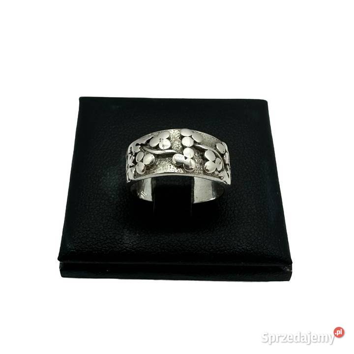 Srebrny pierścionek próby 925 483g Rozmiar 14 srebro warmińsko-mazurskie Elbląg