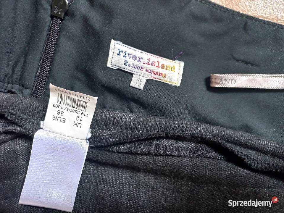 Spódnica kratka MINI Bombka r 38 River Island Rozmiar 38(M) sprzedam