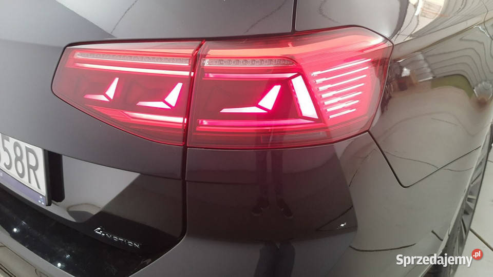Volkswagen Passat 20 TSI 4motion Elegance DSG Z nieuszkodzony Warszawa