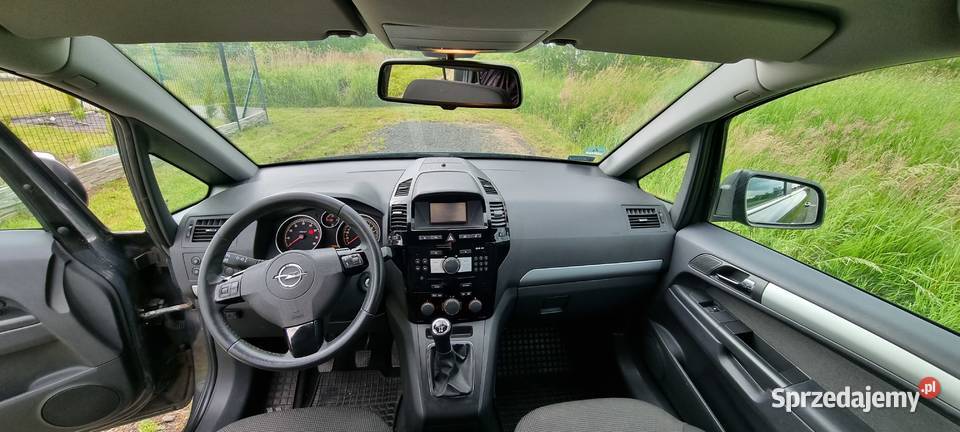 sprzedam Opel Zafira 2012 18benz lpg opolskie Dobrzeń Wielki sprzedam
