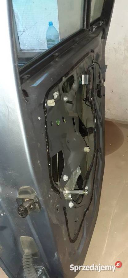 BMW e87 drzwi kompletne prawe tylne quarzblau Karoseria lubuskie