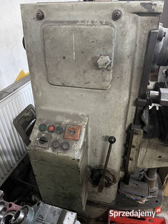 Frezarka uniwersalna fu2 Produkcja Piotrków Trybunalski