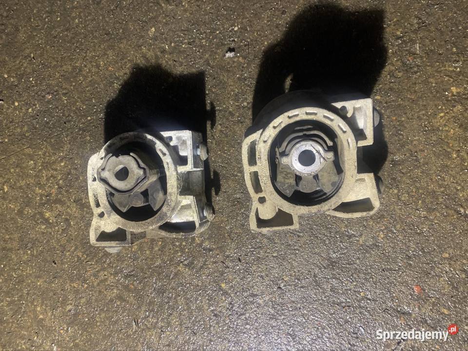 Łapa poduszka silnika lewa prawa Mercedes a w169 Rok produkcji 2005 Zawieszenie silnika Szczecin