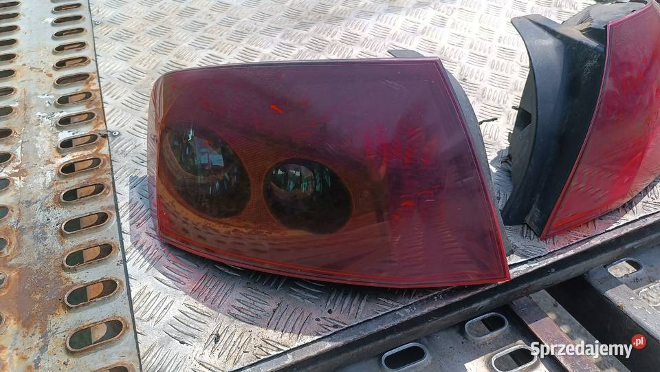 Lampa prawa lewa tył tylna sedan Europa peugeot Radłów sprzedam
