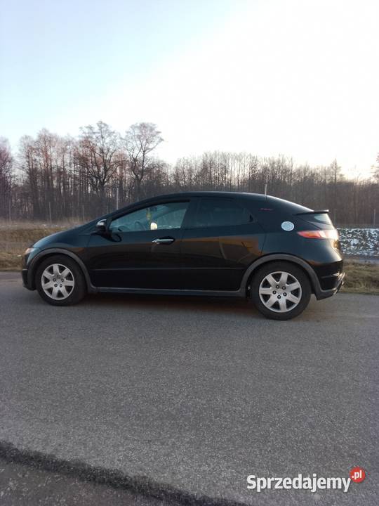 Honda Civic VIII genraci panorama dach nawigacja nieuszkodzony Civic Zduńska Wola