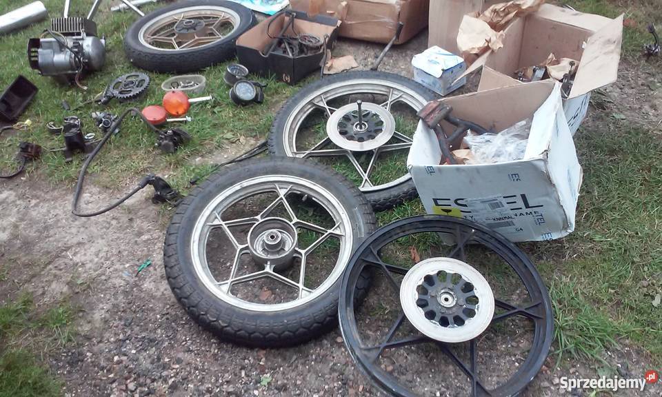 Suzuki GT 80 8050 drugi w częściach 2x silniki Suzuki zachodniopomorskie Barlinek sprzedam