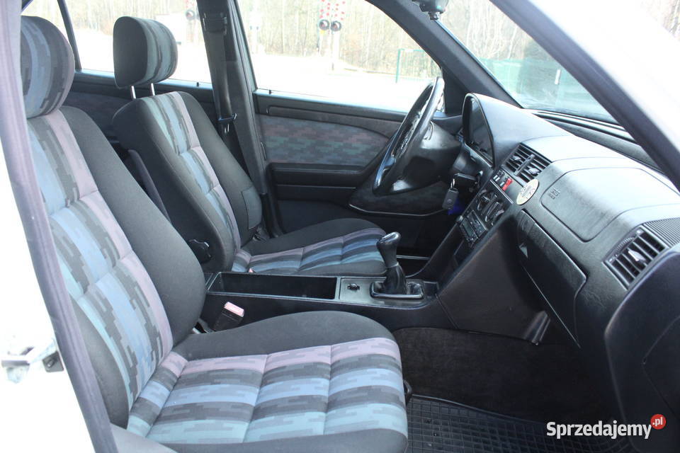 MercedesBenz C klasa 20 diesel 75 1995r 3 900 diesel Radlin sprzedam
