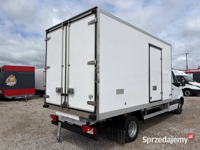 MERCEDESBENZ SPRINTER 515 2023 195000 ccm 150 Warszawa