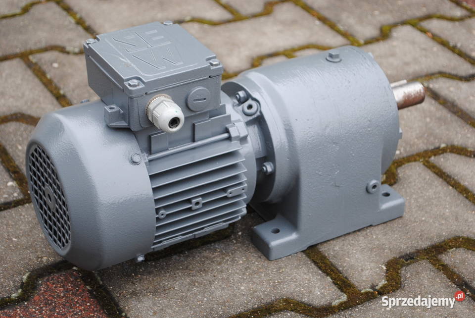 Motoreduktor dwubiegowy 02028kw 4893obrmin Firmy