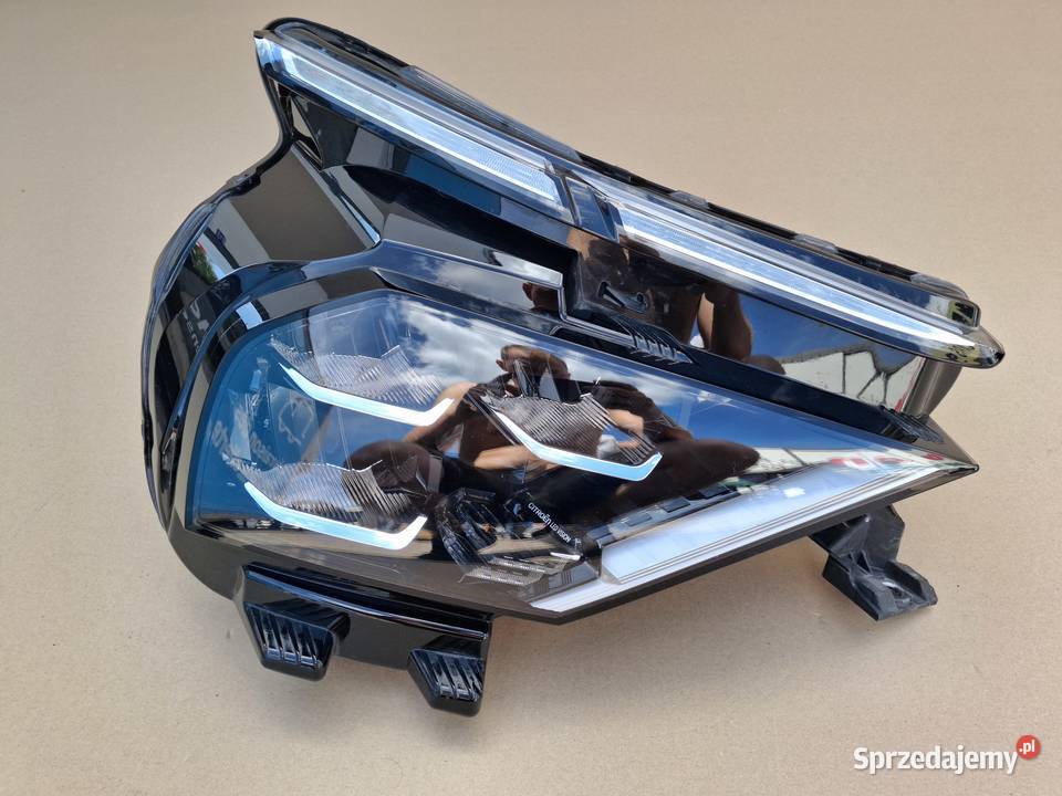 CITROEN C4 III REFLEKTOR PRAWY PRZÓD LAMPA PRAWA osobowe lubuskie Bieleń