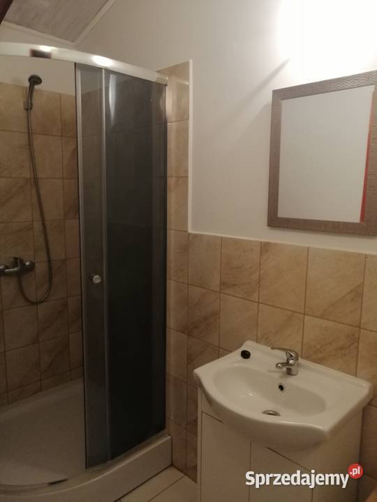 Domek Sarenka na Mazurach jeziorem Sasek Wielki