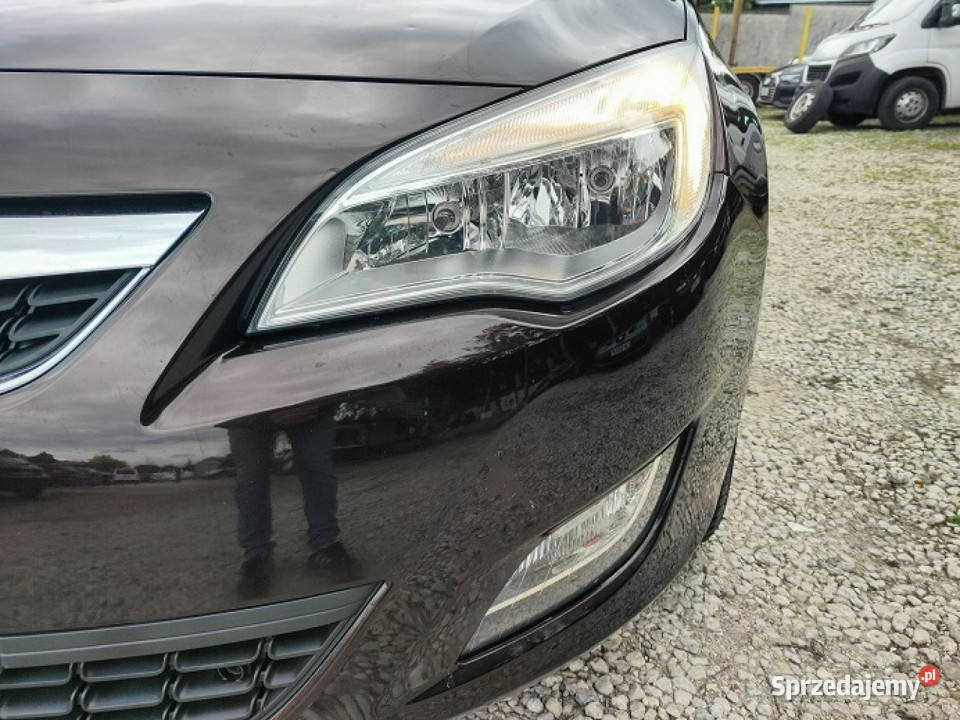 Opel Astra Navi Mały przebieg 140 J 20092019 1362cm3 kujawsko-pomorskie Bydgoszcz