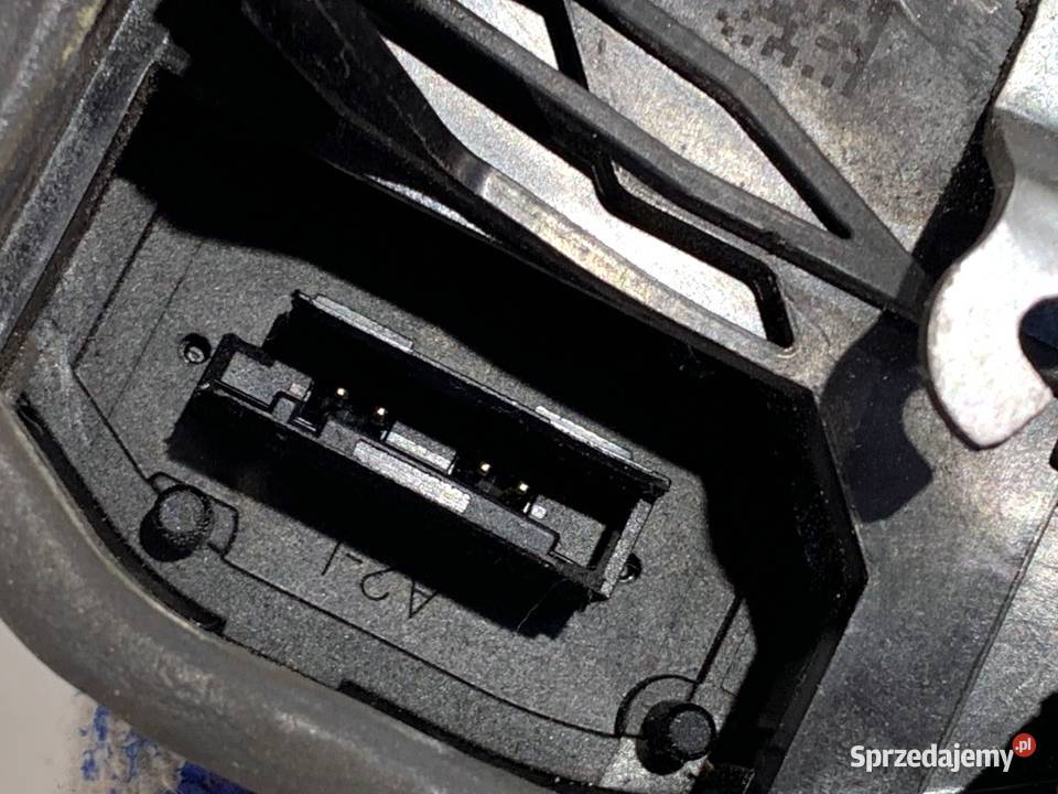 ZAMEK DRZWI LEWY PRZÓD BMW F07 Hatchback 7229461 sprzedam