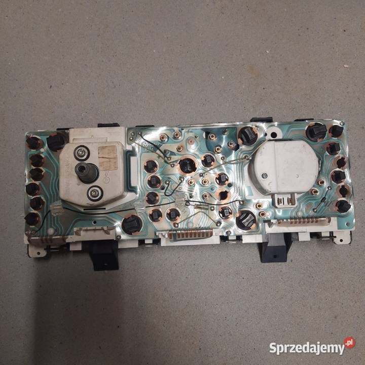 Licznik Renault 19 WILLIAMS Luborzyca sprzedam