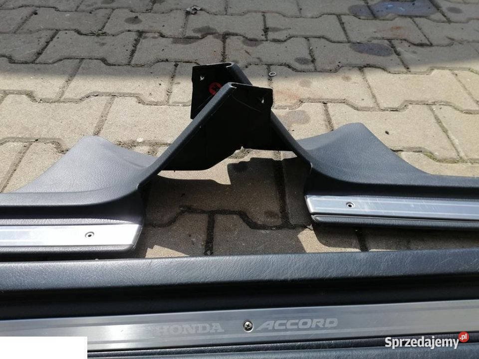 HONDA ACCORD VI 2000 NAKŁADKI NA PROGI KOMPLET osobowe Kozubszczyzna