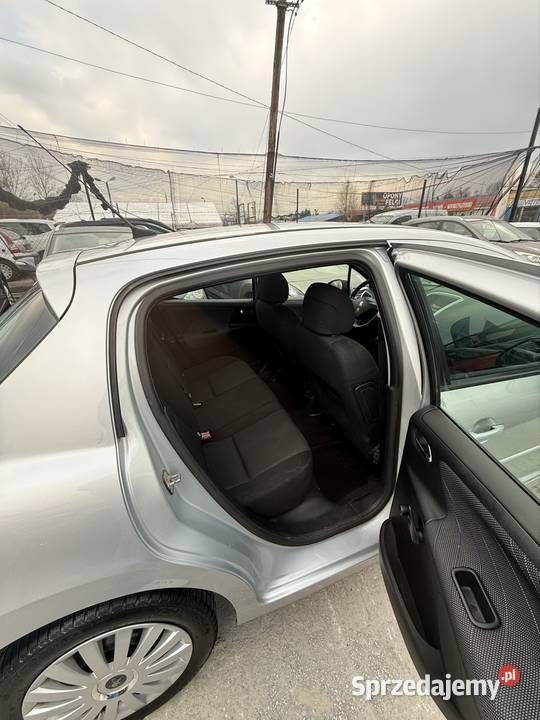 Peugeot 207 zarej w Nowy Sącz sprzedam